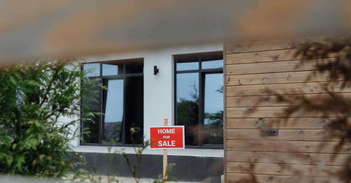 Home Loans in India: Rate Type, Eligibility, EMI Strategy, and Refinance Timing